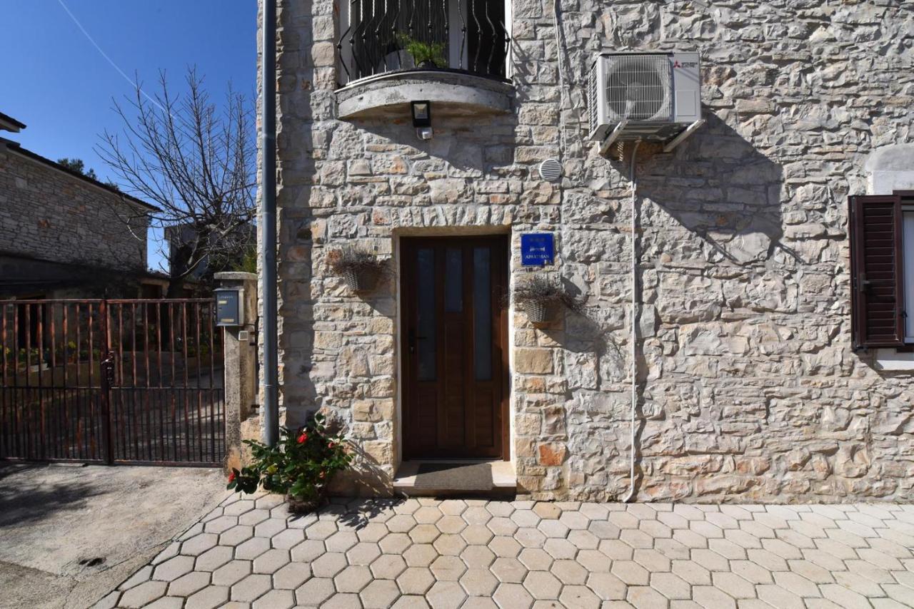 Apartment Nona Tar-Vabriga 外观 照片